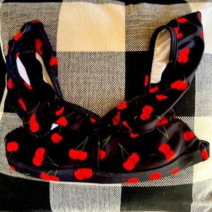 California kisses black red cherry dance top